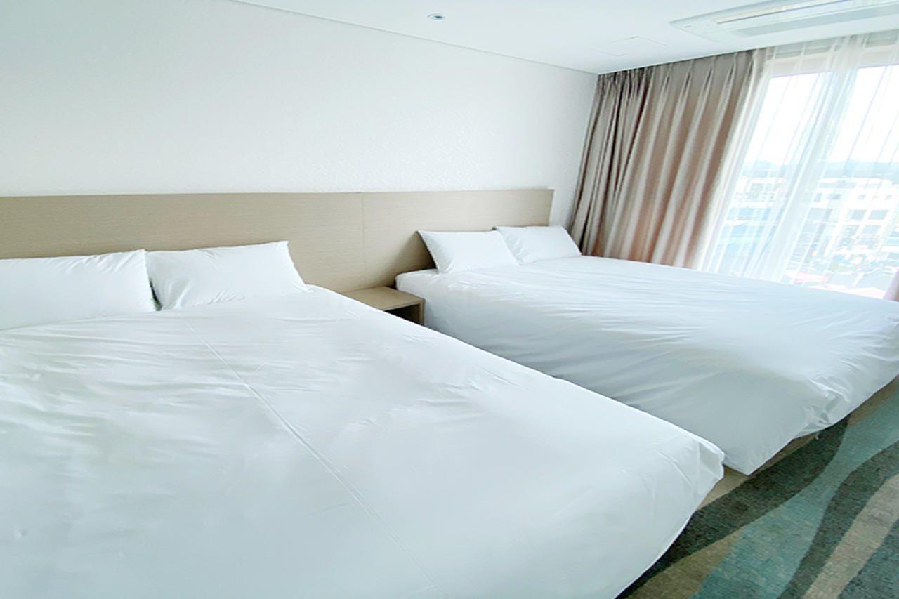 The Artstay Jeju Hamdeok Hotel Екстериор снимка