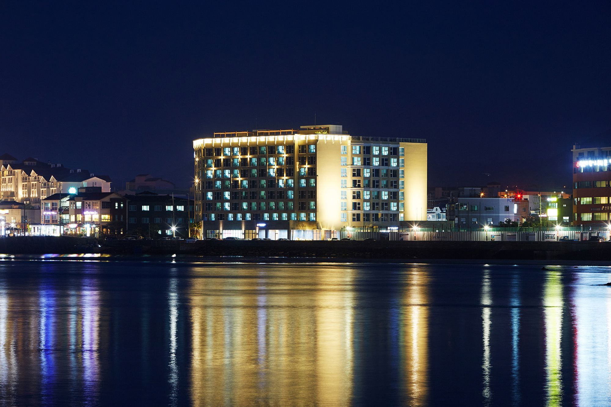 The Artstay Jeju Hamdeok Hotel Екстериор снимка
